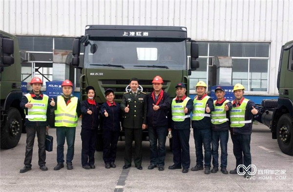 紅巖軍車品質過硬獲得軍方肯定2.jpg